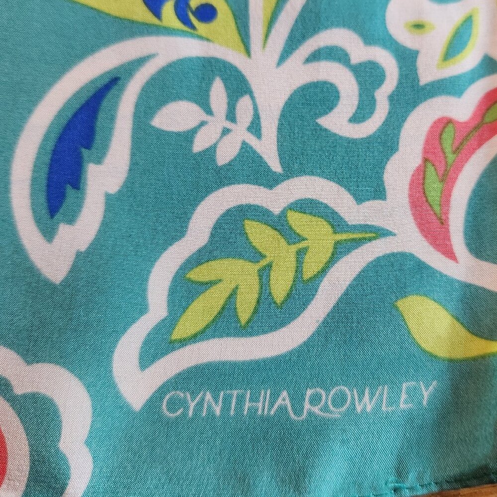 2/$20 SALE! Cynthia Rowley scarf